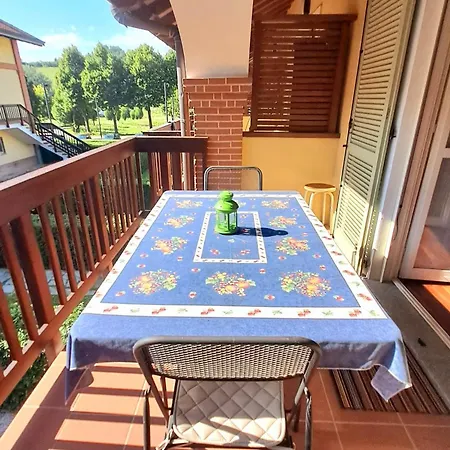 Apartamento La Casetta Di Fucsia Con Camera Matrimoniale Con Letto Alla Francese, Cucina Attrezzata E Terrazzo