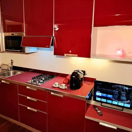 Apartamento La Casetta Di Fucsia Con Camera Matrimoniale Con Letto Alla Francese, Cucina Attrezzata E Terrazzo Serravalle d'Asti