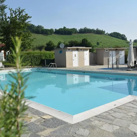 Apartamento La Casetta Di Fucsia Con Camera Matrimoniale Con Letto Alla Francese, Cucina Attrezzata E Terrazzo *
