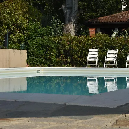 La Casetta Di Fucsia Con Camera Matrimoniale Con Letto Alla Francese, Cucina Attrezzata E Terrazzo *